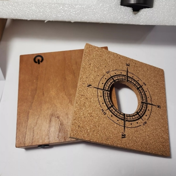 Levitating Vintage Led Lightbulb Floating Light Floats Induction Bulb  EUC W Box - Picture 9 of 12